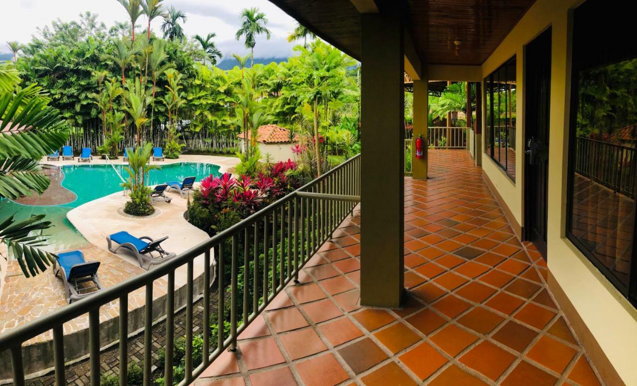 Arenal Backpackers Resort La Fortuna Luaran gambar